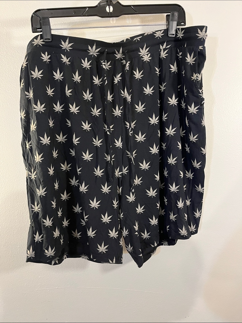 MeUndies Black Mini Shorts with Green Leaf Pattern